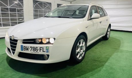 Achat et vente d'une voiture d'occasion Alfa Romeo 159 à Saint-Etienne